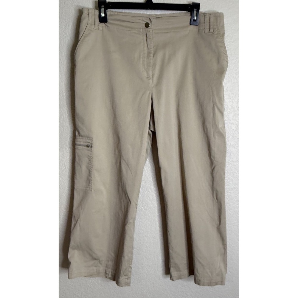 Chicos 2.5 US 14 Cargo Crop Pants Tan Khaki Stretch Straight Leg Pocket Safari